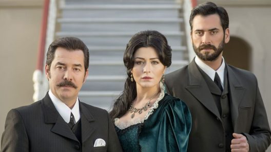 مسلسل الممنوع الحلقة 4 مترجمة للعربية