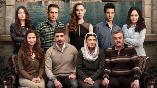 مسلسل ورد وشوك 2 مدبلج الحلقة 17 السابعة عشر